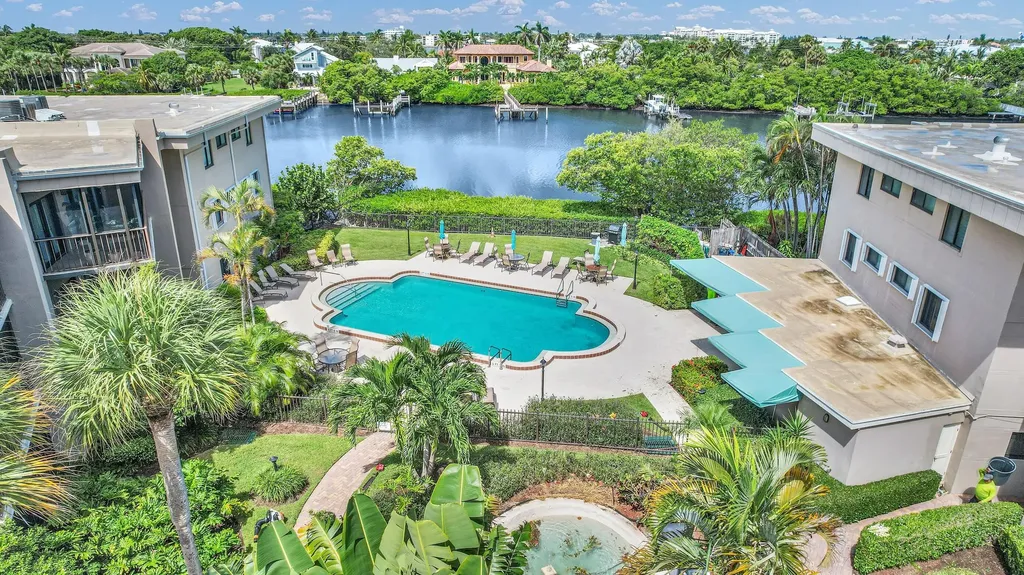 3605 S Ocean Boulevard South Palm Beach FL 33480