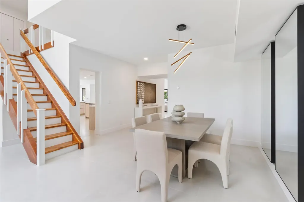 911 Mockingbird Lane Plantation FL 33324