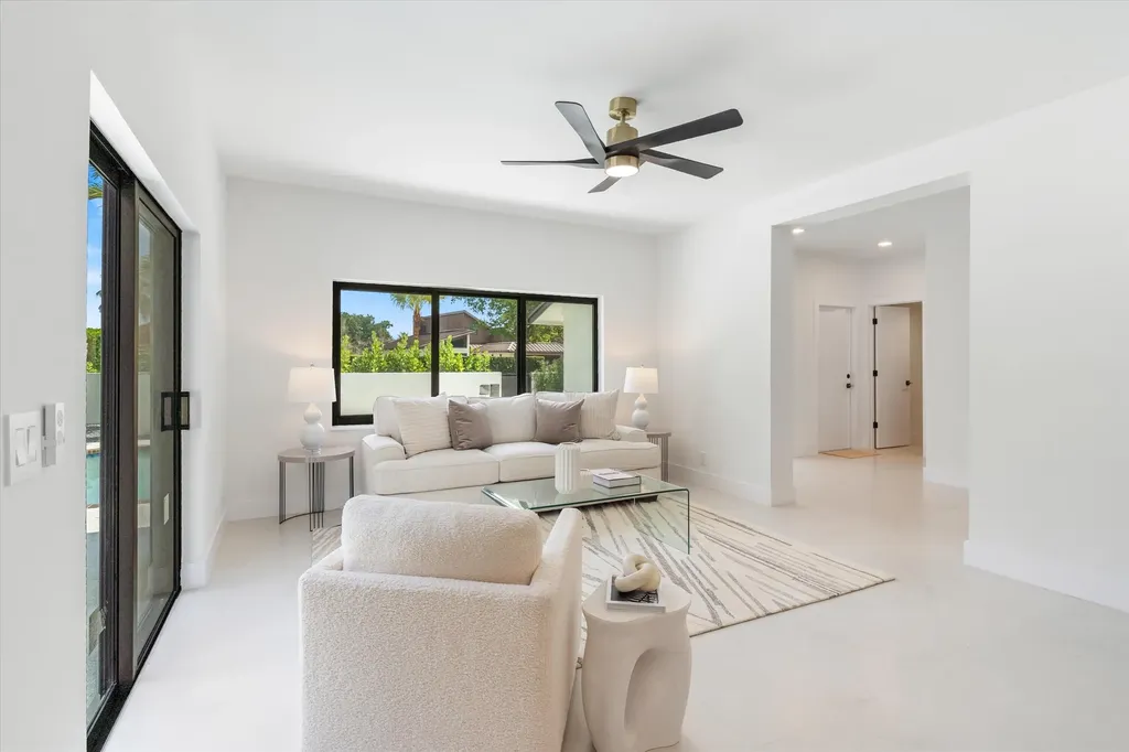 911 Mockingbird Lane Plantation FL 33324