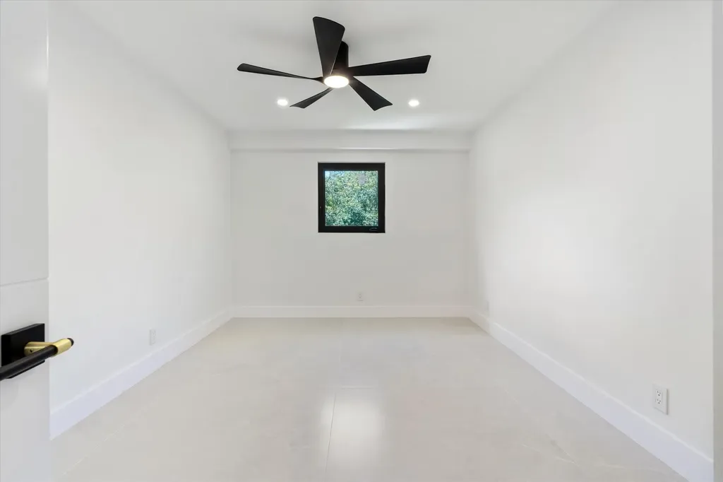 911 Mockingbird Lane Plantation FL 33324