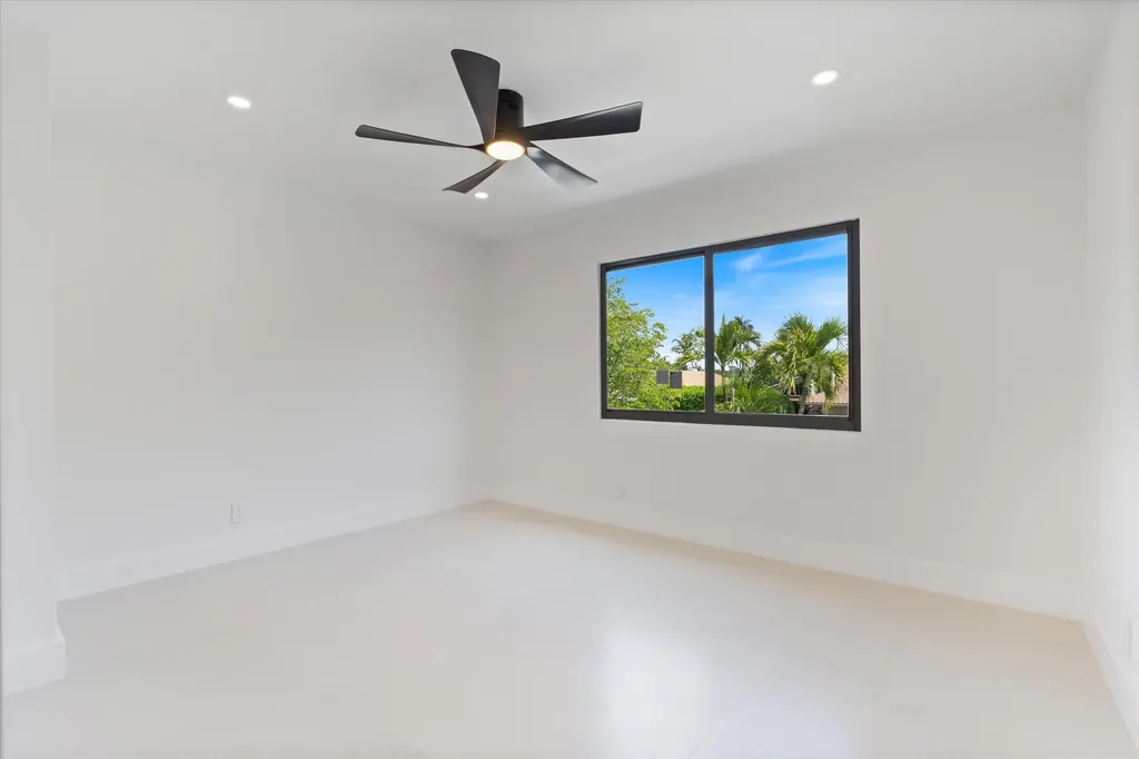 911 Mockingbird Lane Plantation FL 33324
