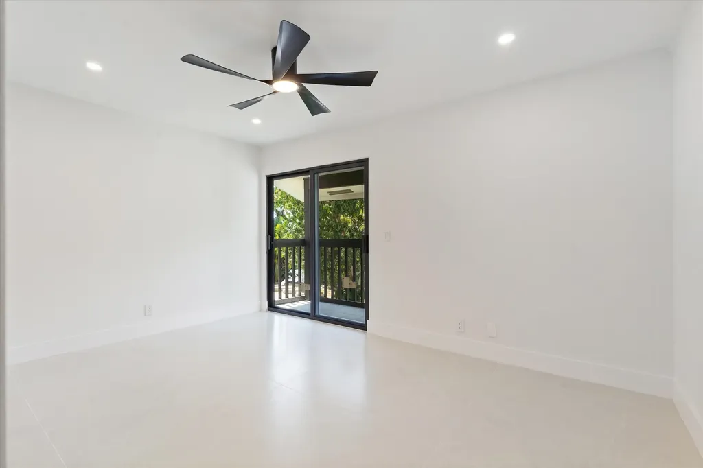 911 Mockingbird Lane Plantation FL 33324