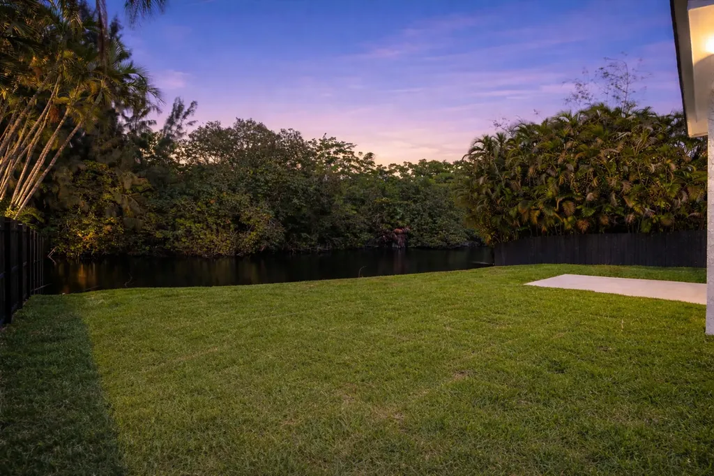911 Mockingbird Lane Plantation FL 33324