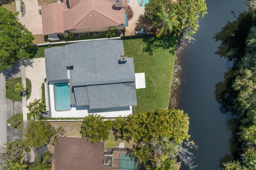 911 Mockingbird Lane Plantation FL 33324
