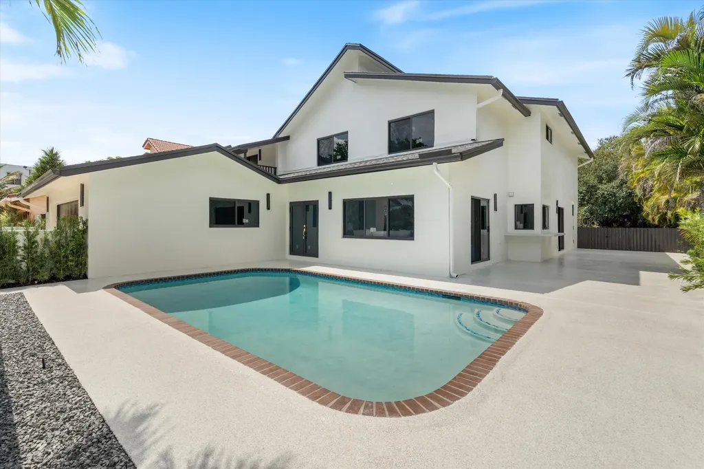 911 Mockingbird Lane Plantation FL 33324