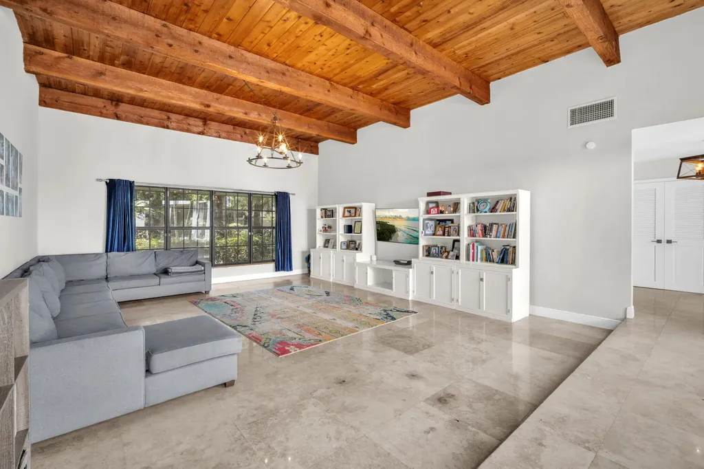 5820 SW 37th Terrace Fort Lauderdale FL 33312