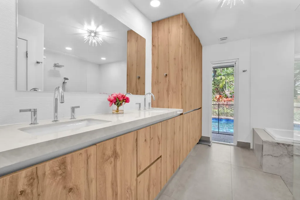 5820 SW 37th Terrace Fort Lauderdale FL 33312
