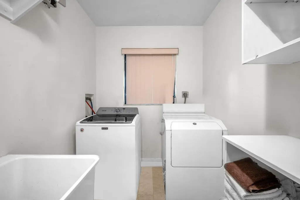 5820 SW 37th Terrace Fort Lauderdale FL 33312