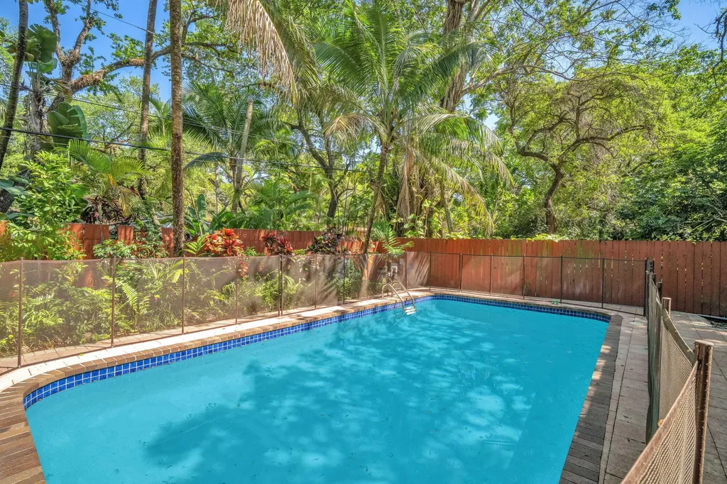 5820 SW 37th Terrace Fort Lauderdale FL 33312