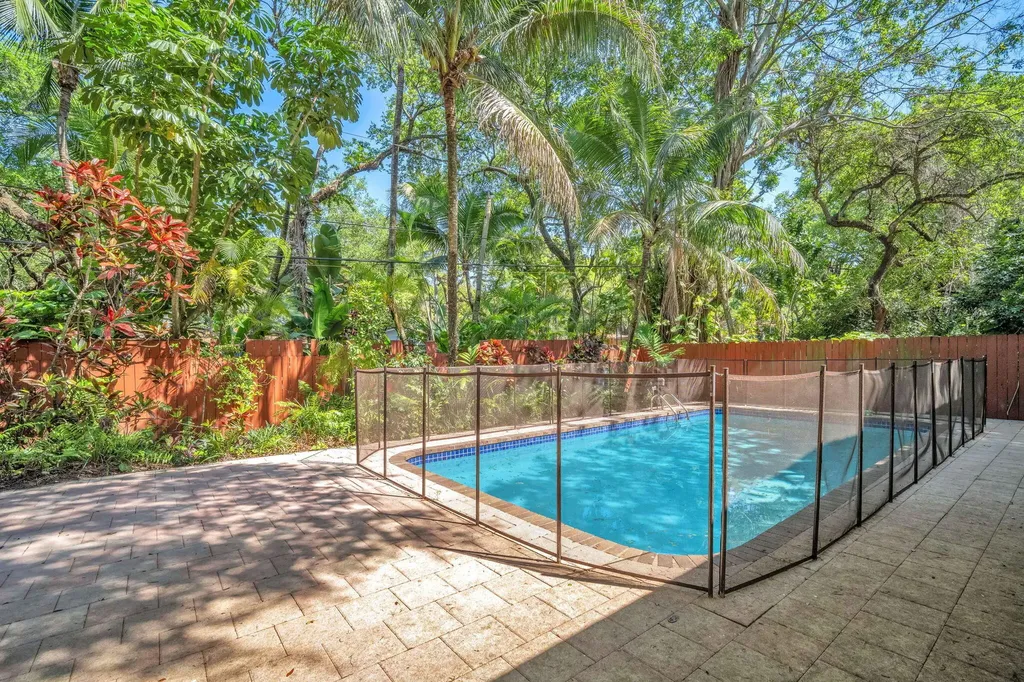 5820 SW 37th Terrace Fort Lauderdale FL 33312