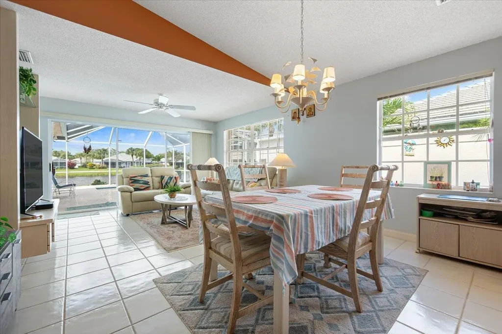 1283 NW Bentley Circle Port St Lucie FL 34986