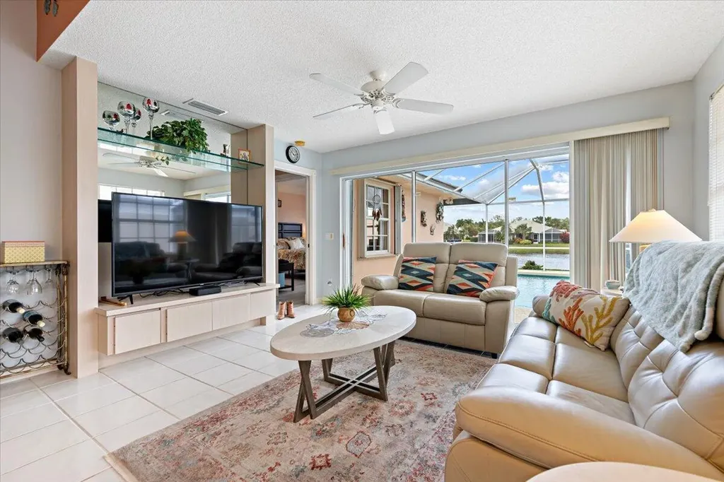 1283 NW Bentley Circle Port St Lucie FL 34986