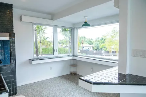 2200 NE 26th Street Wilton Manors FL 33305
