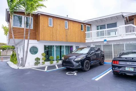 2200 NE 26th Street Wilton Manors FL 33305