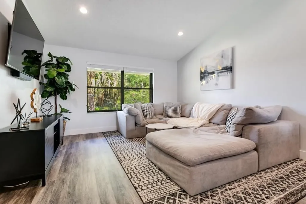 13065 Albright Court Wellington FL 33414