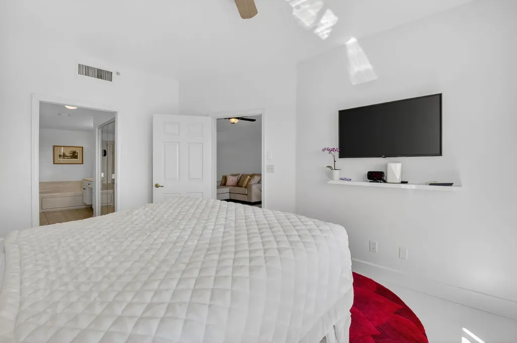 22703 Camino Del Mar Boca Raton FL 33433
