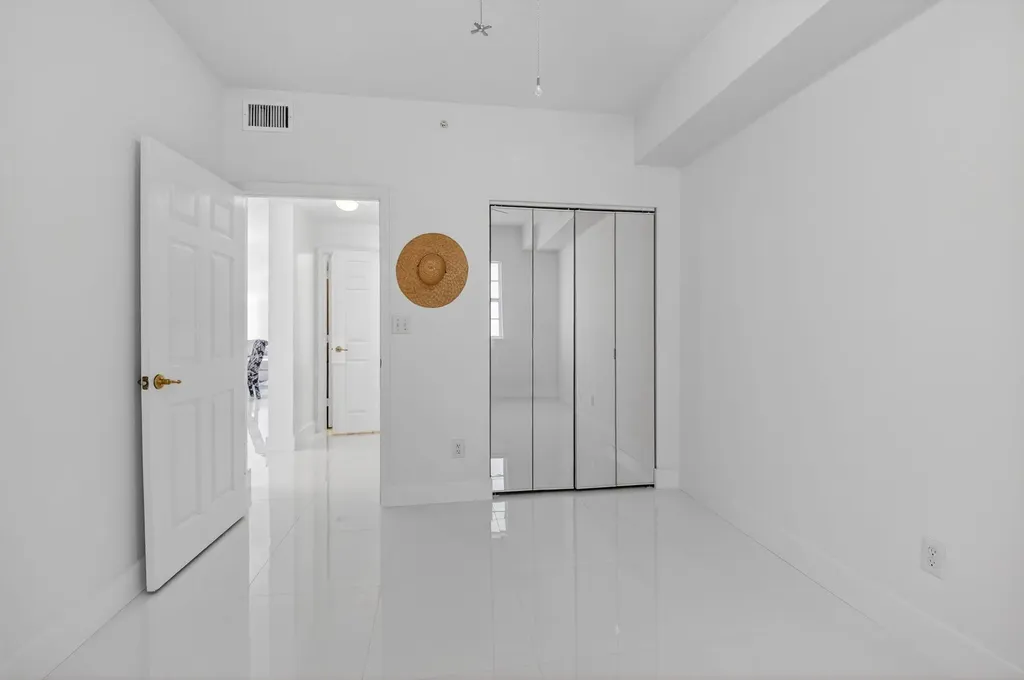 22703 Camino Del Mar Boca Raton FL 33433