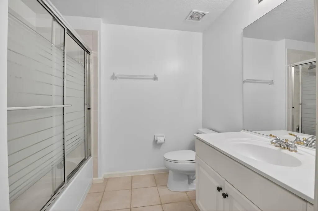 22703 Camino Del Mar Boca Raton FL 33433
