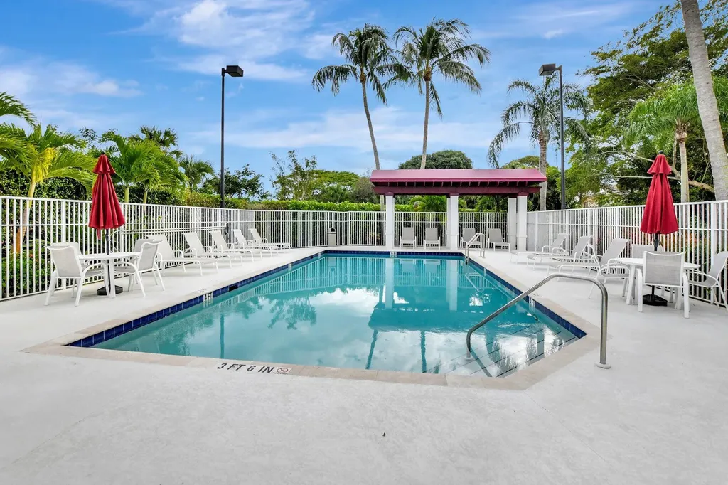 22703 Camino Del Mar Boca Raton FL 33433