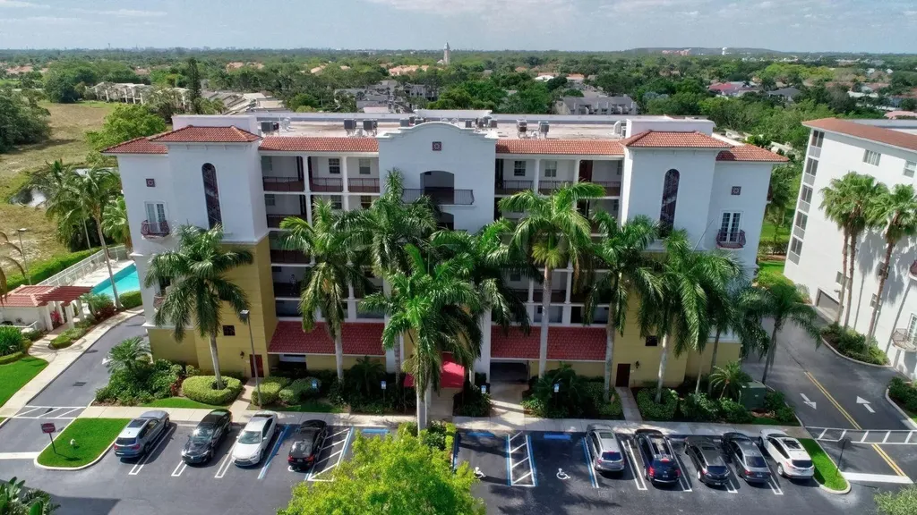 22703 Camino Del Mar Boca Raton FL 33433