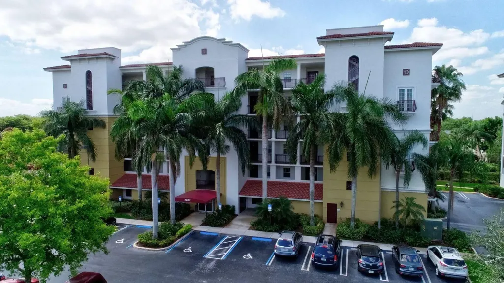 22703 Camino Del Mar Boca Raton FL 33433