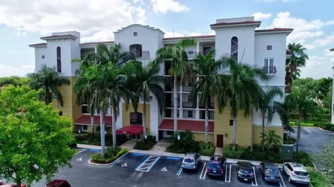 22703 Camino Del Mar Boca Raton FL 33433