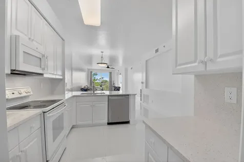 22703 Camino Del Mar Boca Raton FL 33433