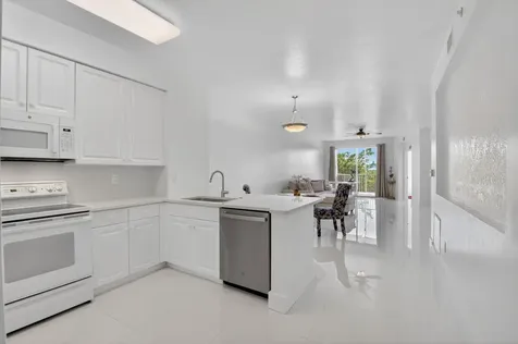 22703 Camino Del Mar Boca Raton FL 33433