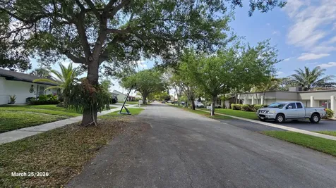 5110 SW 101st Avenue Cooper City FL 33328