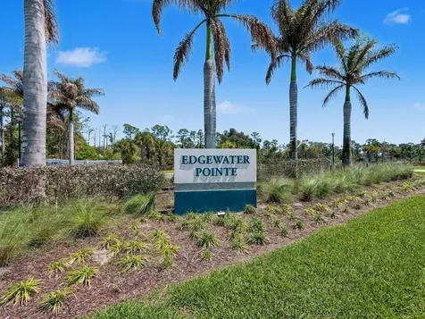 5747 SE Edgewater Circle Stuart FL 34997