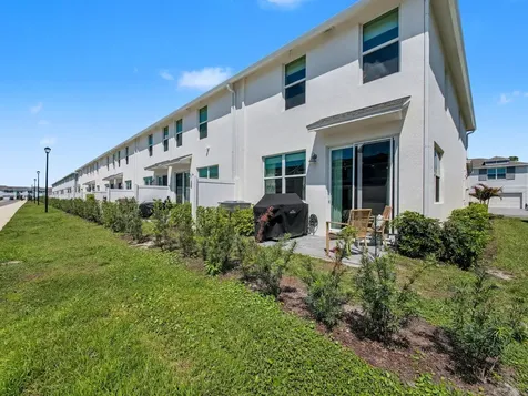 5747 SE Edgewater Circle Stuart FL 34997