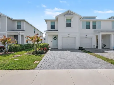 5747 SE Edgewater Circle Stuart FL 34997