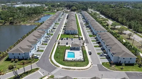 5747 SE Edgewater Circle Stuart FL 34997
