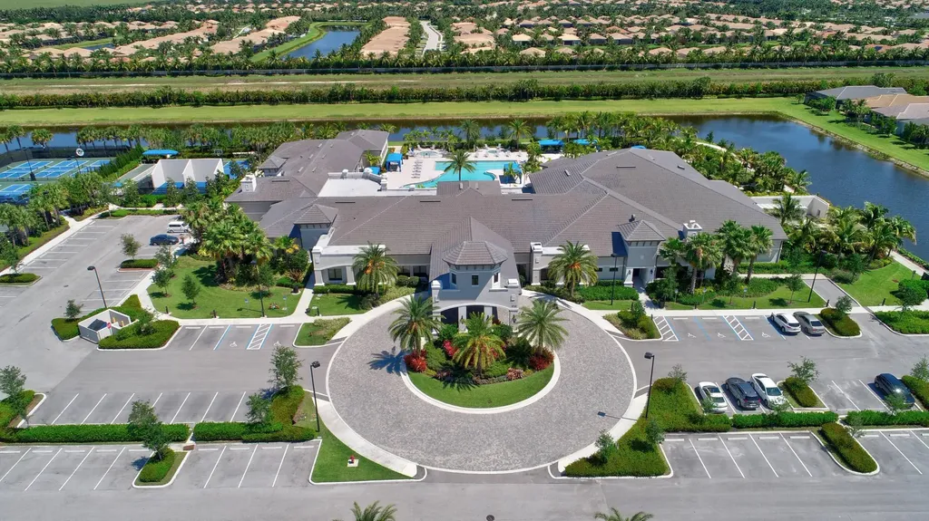 12882 Granite Mountain Pass Boynton Beach FL 33473