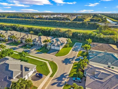 12882 Granite Mountain Pass Boynton Beach FL 33473