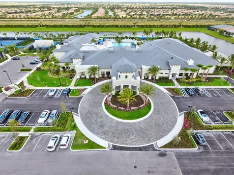 12882 Granite Mountain Pass Boynton Beach FL 33473