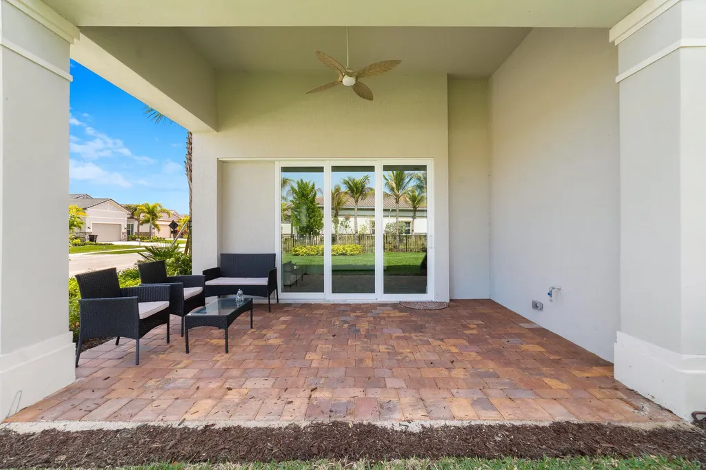 12305 Frontline Lane Palm Beach Gardens FL 33412