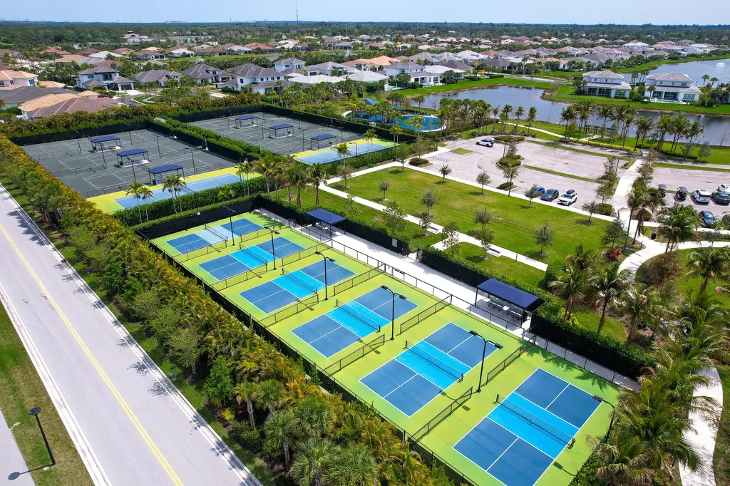 12305 Frontline Lane Palm Beach Gardens FL 33412