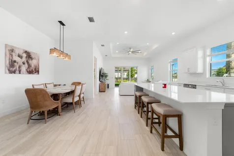 12305 Frontline Lane Palm Beach Gardens FL 33412