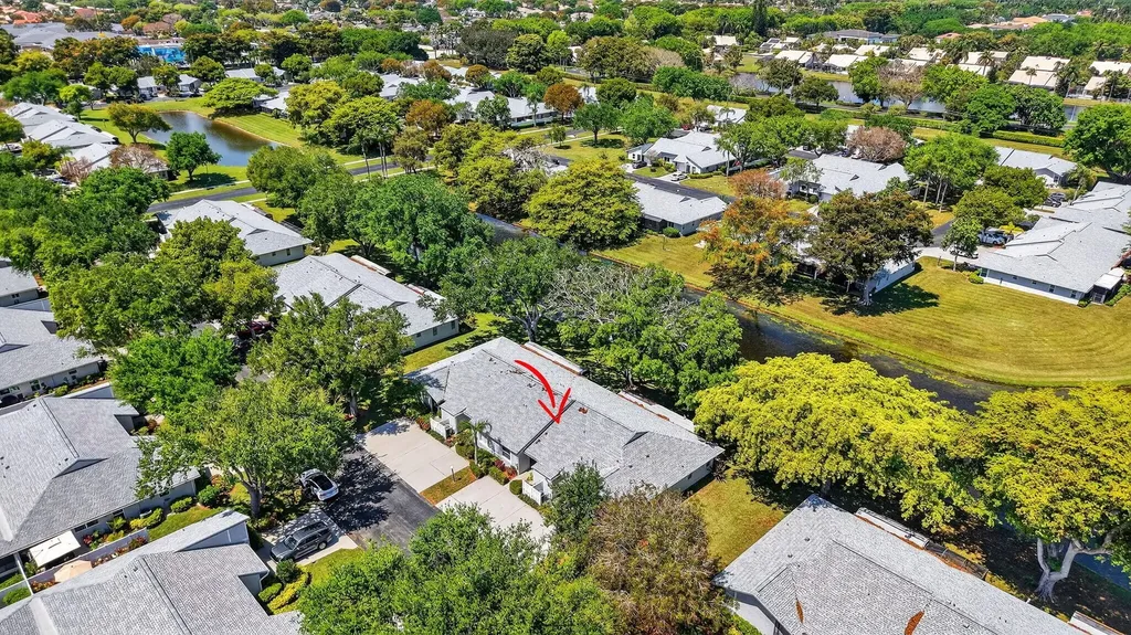 8901 Windtree Street Boca Raton FL 33496