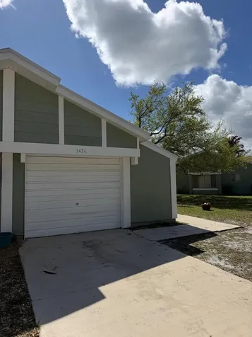 1456 SE Rivergreen Circle Port St Lucie FL 34952