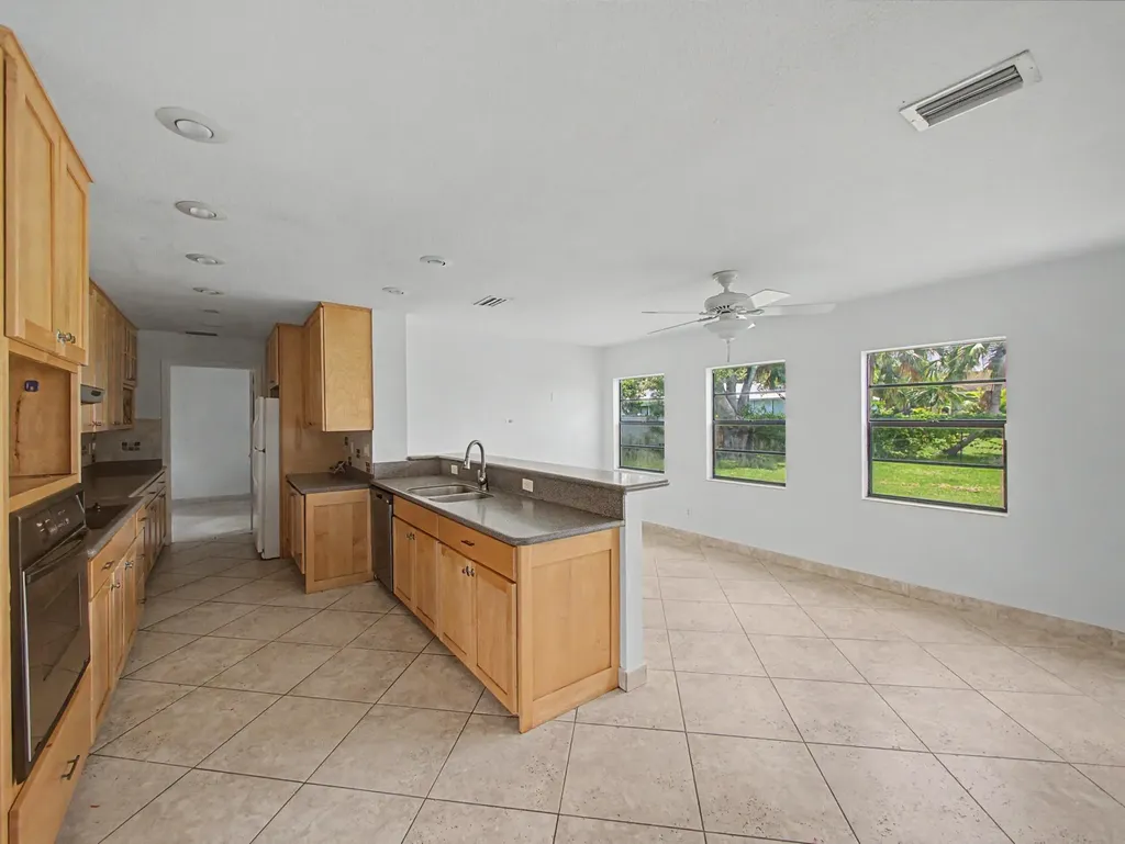 1149 SW Hogan Street Port St Lucie FL 34983