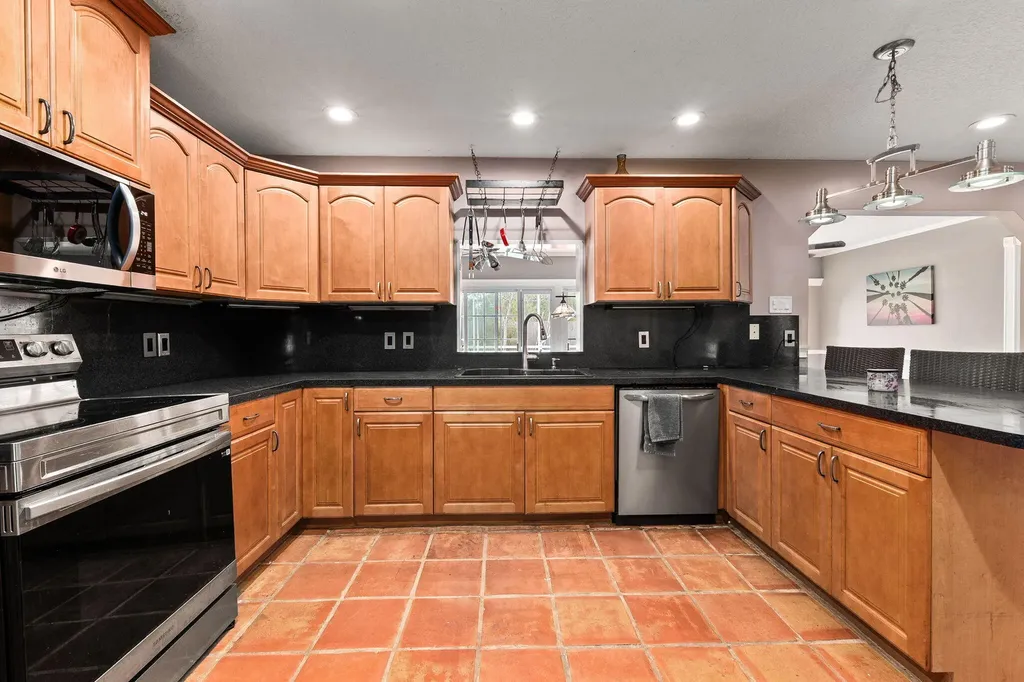 501 SW Todd Avenue Port St Lucie FL 34983