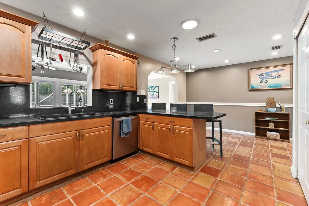 501 SW Todd Avenue Port St Lucie FL 34983