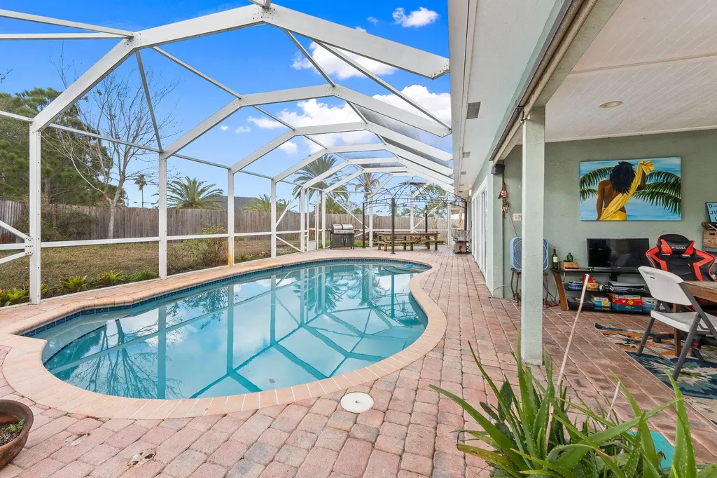 501 SW Todd Avenue Port St Lucie FL 34983