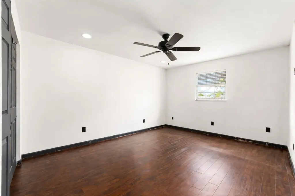 501 SW Todd Avenue Port St Lucie FL 34983