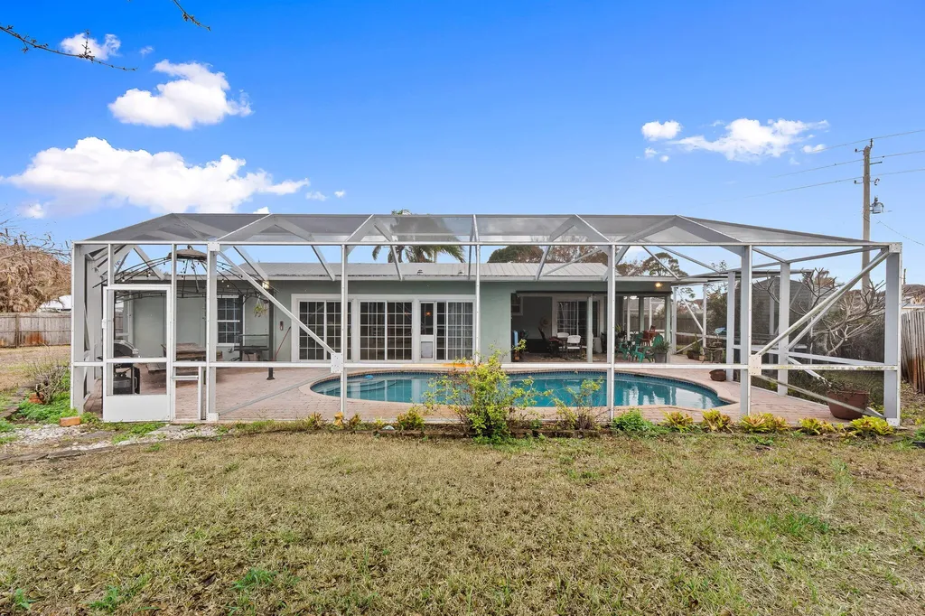501 SW Todd Avenue Port St Lucie FL 34983