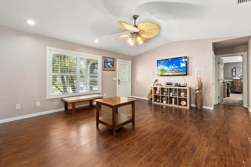 501 SW Todd Avenue Port St Lucie FL 34983
