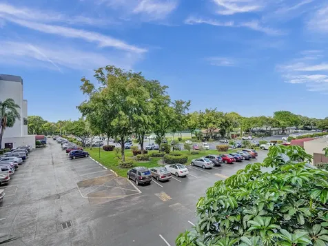 5860 NW 44th Street Lauderhill FL 33319