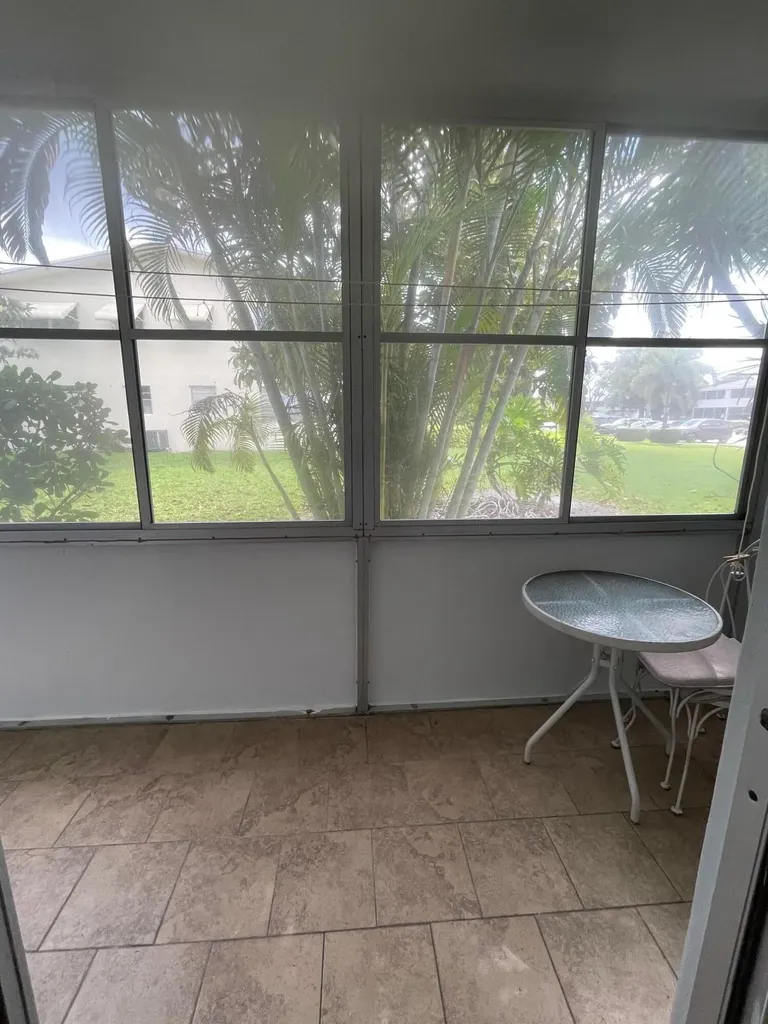 376 Windsor Q West Palm Beach FL 33417